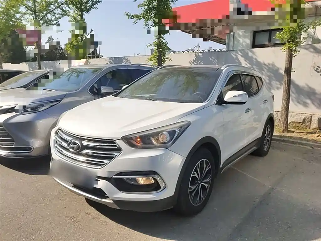 Hyundai Santa Fe 2017 2.0T Automatic 2WD Intelligent 7-Seater