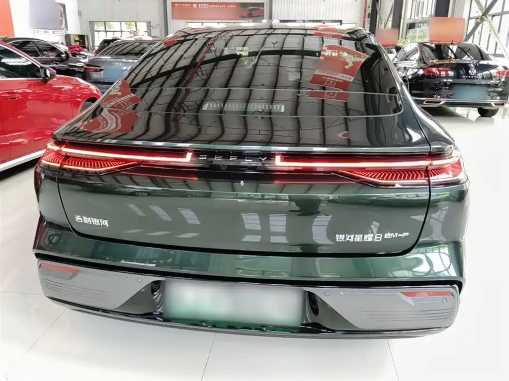 Geely Galaxy Galaxy Xingyao 8 2025 130km EM-P Starship Edition фото 6