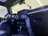 Photo 8 - Jeep Wrangler