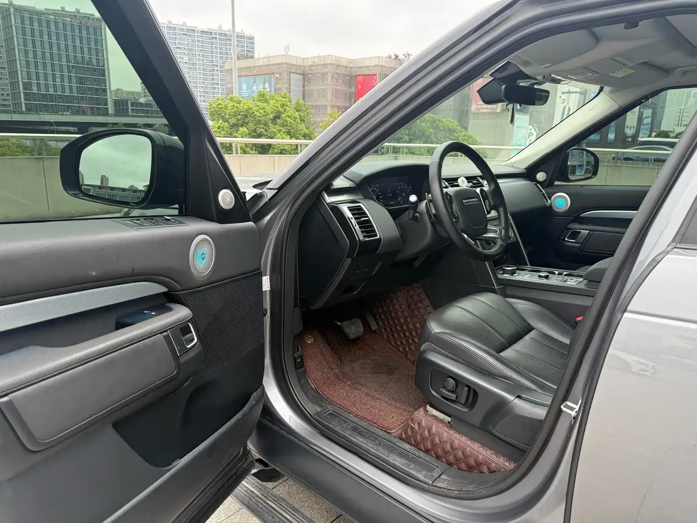 Land Rover Discovery 2020 2.0T 30th Anniversary Special Edition фото 2