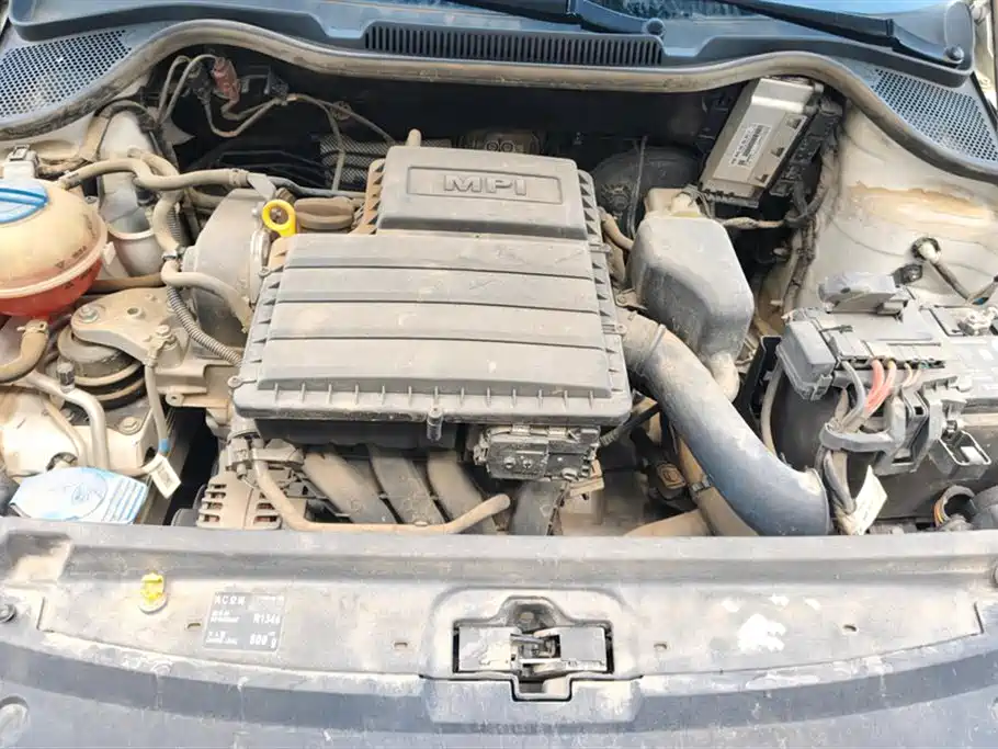 Volkswagen Polo 2016 1.4L Manual Trend фото 10