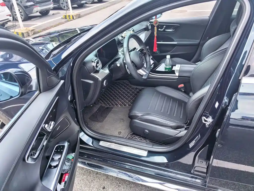 Фото 12 - Mercedes-Benz C-Class