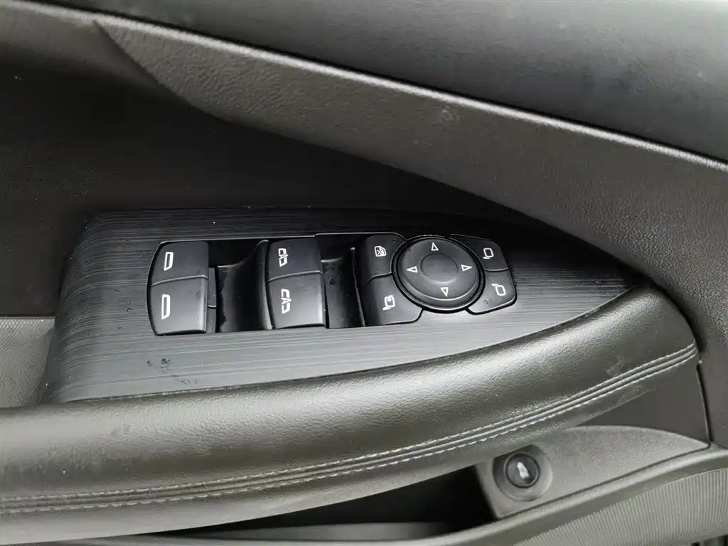 Buick LaCrosse 2020 652T Luxury фото 9