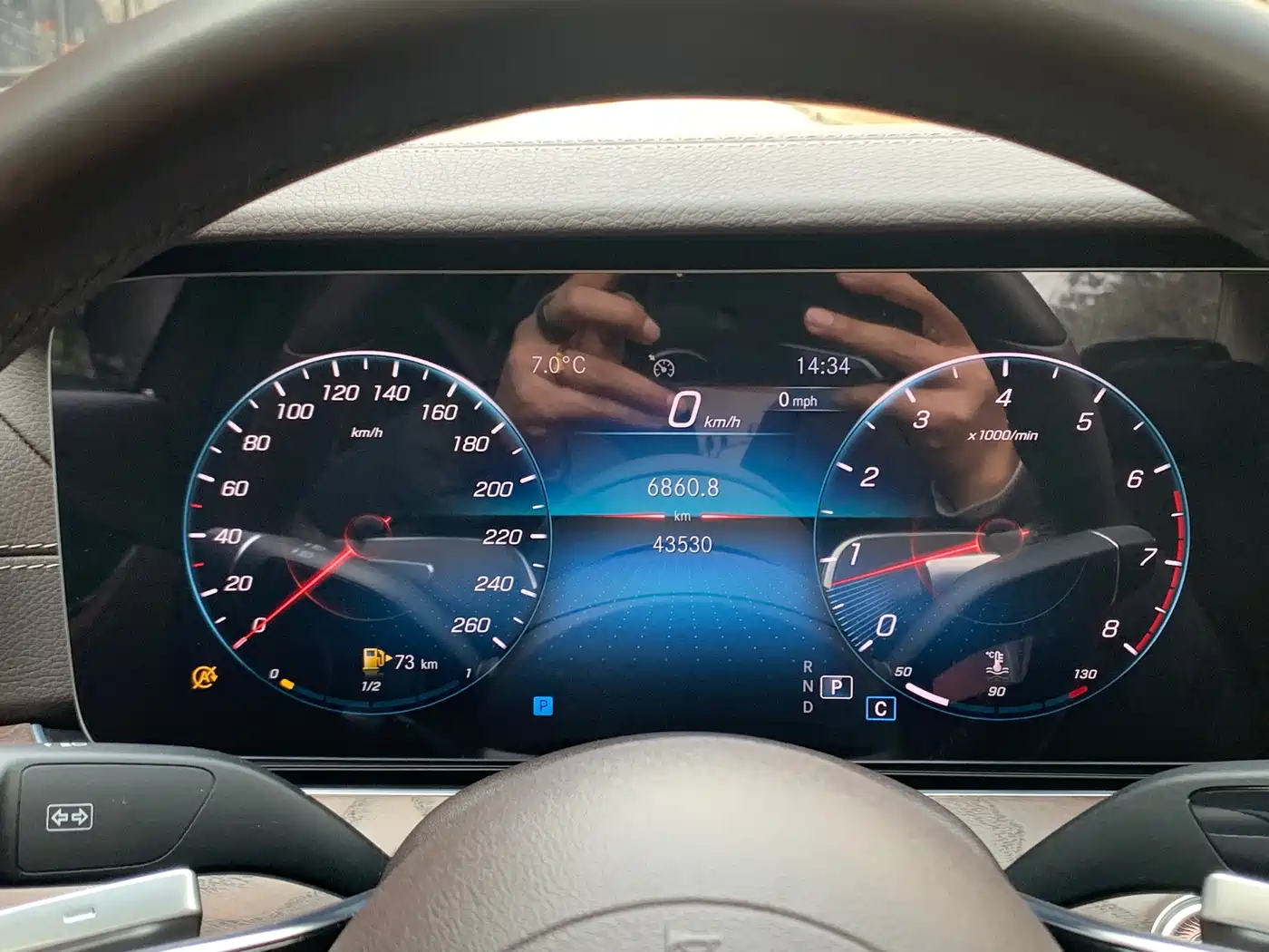 MERCEDES-BENZ E CLASS