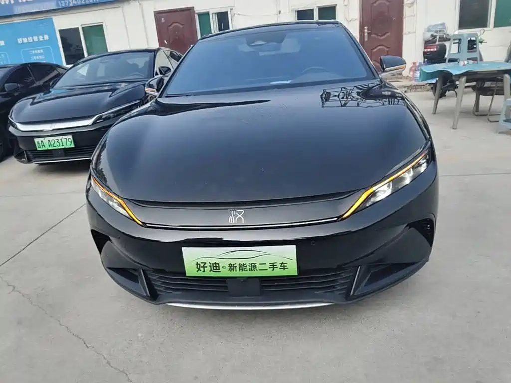 Photo 3 - BYD Han