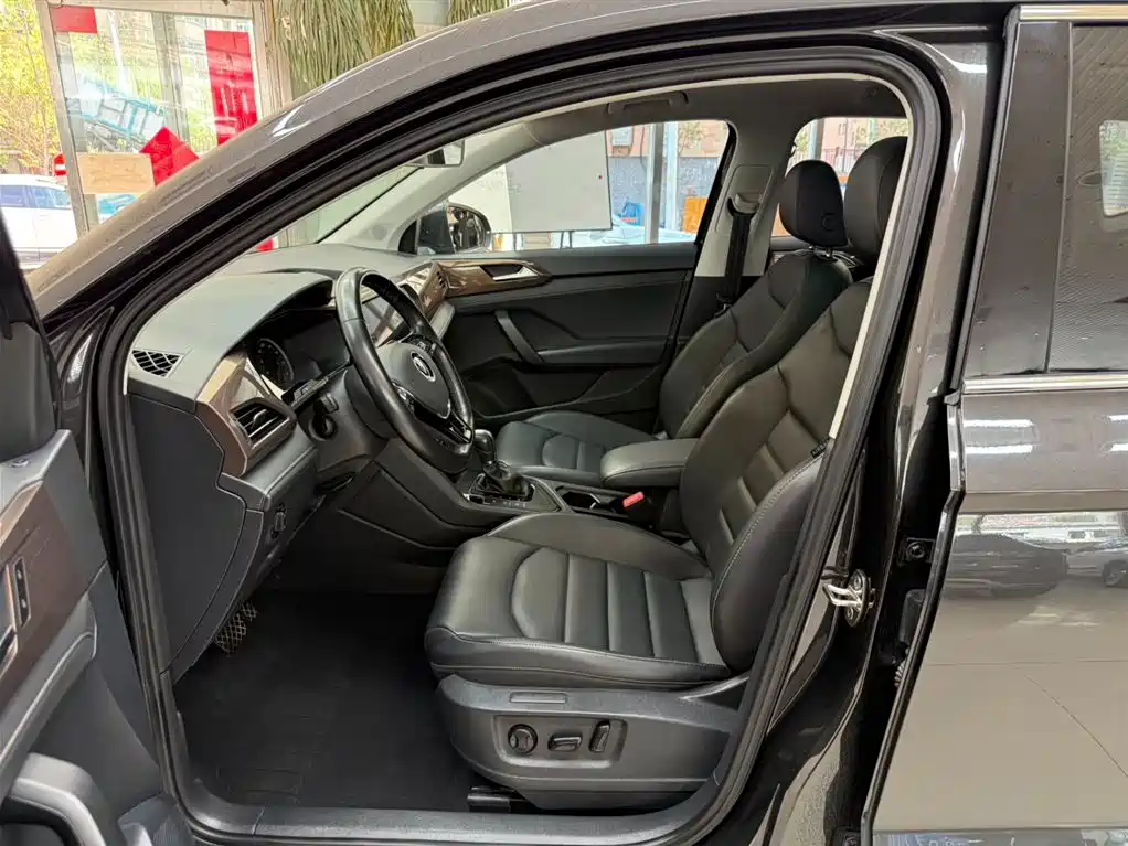 Volkswagen Tharu 2021 280TSI 2WD Luxury Plus фото 16