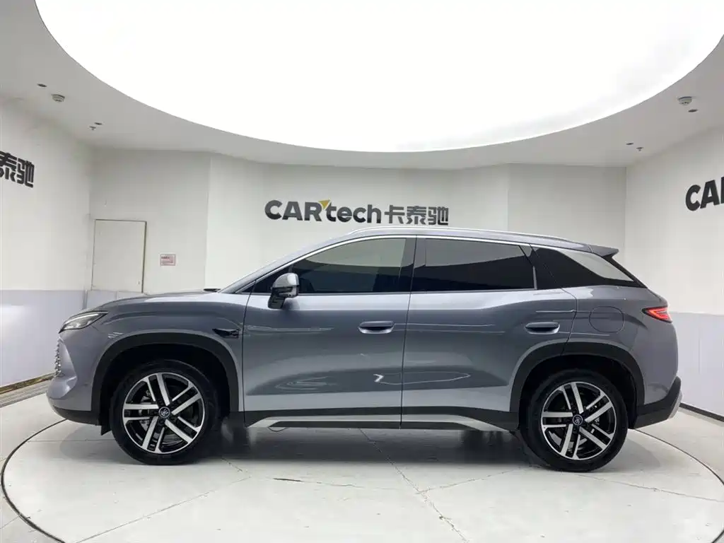 BYD Song L DM-i 2026 DM-i Smart Edition 130KM Superior фото 8