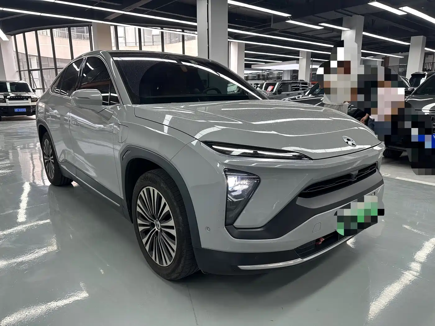 Photo 3 - NIO EC6