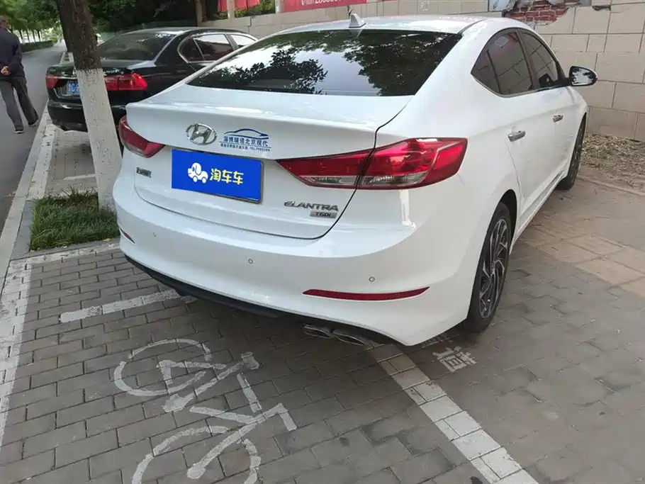 Hyundai Elantra 2019 1.4T Dual-clutch XuanDong·Vitality Type фото 3