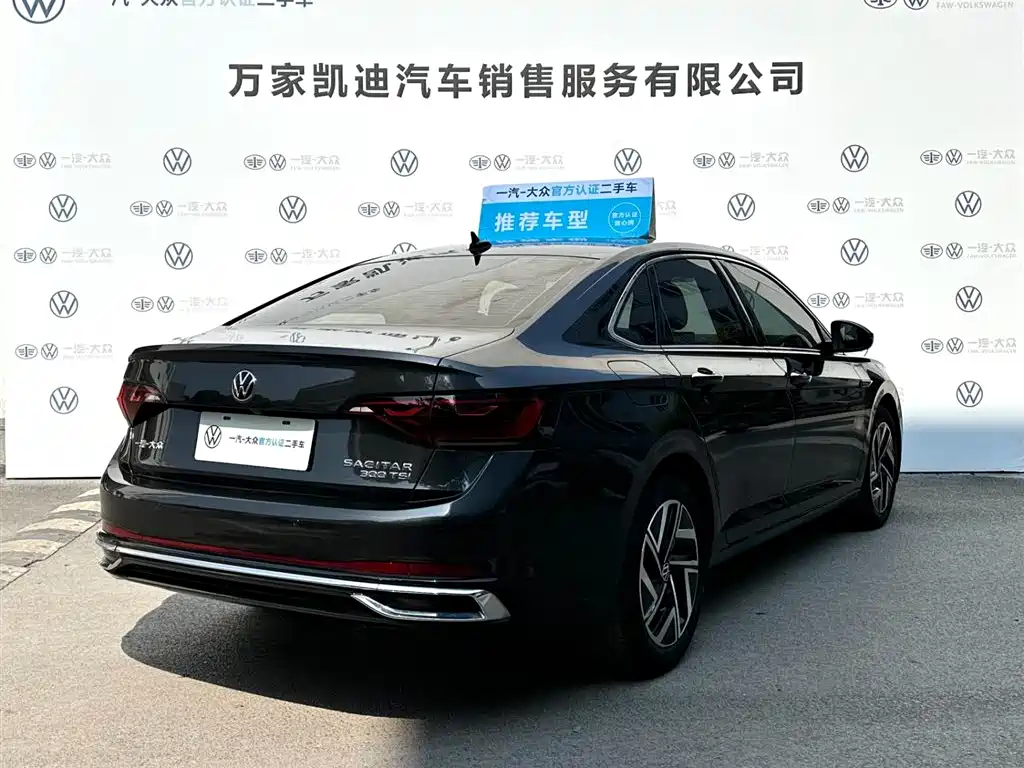 Volkswagen Sagitar 2023 300TSI DSG Surpassing Edition фото 5