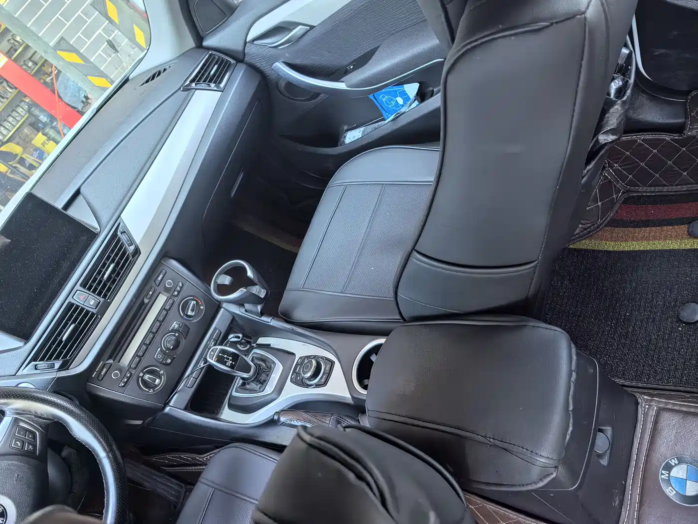 BMW X1 2014 sDrive18i Fashion Edition фото 4