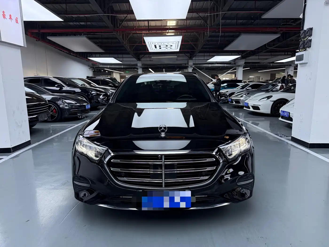 Mercedes-Benz E-Class 2024 E 300 L Fashion фото 2
