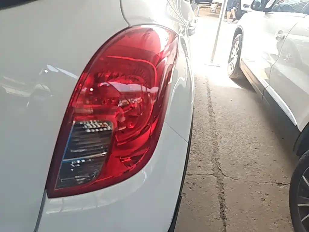 Фото 8 - Buick Encore
