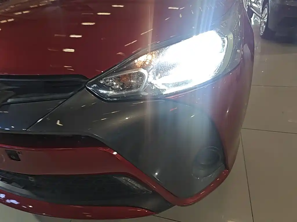 Toyota YARiS L Zhi Xuan 2016 Facelift 1.5E CVT Charming Edition фото 24