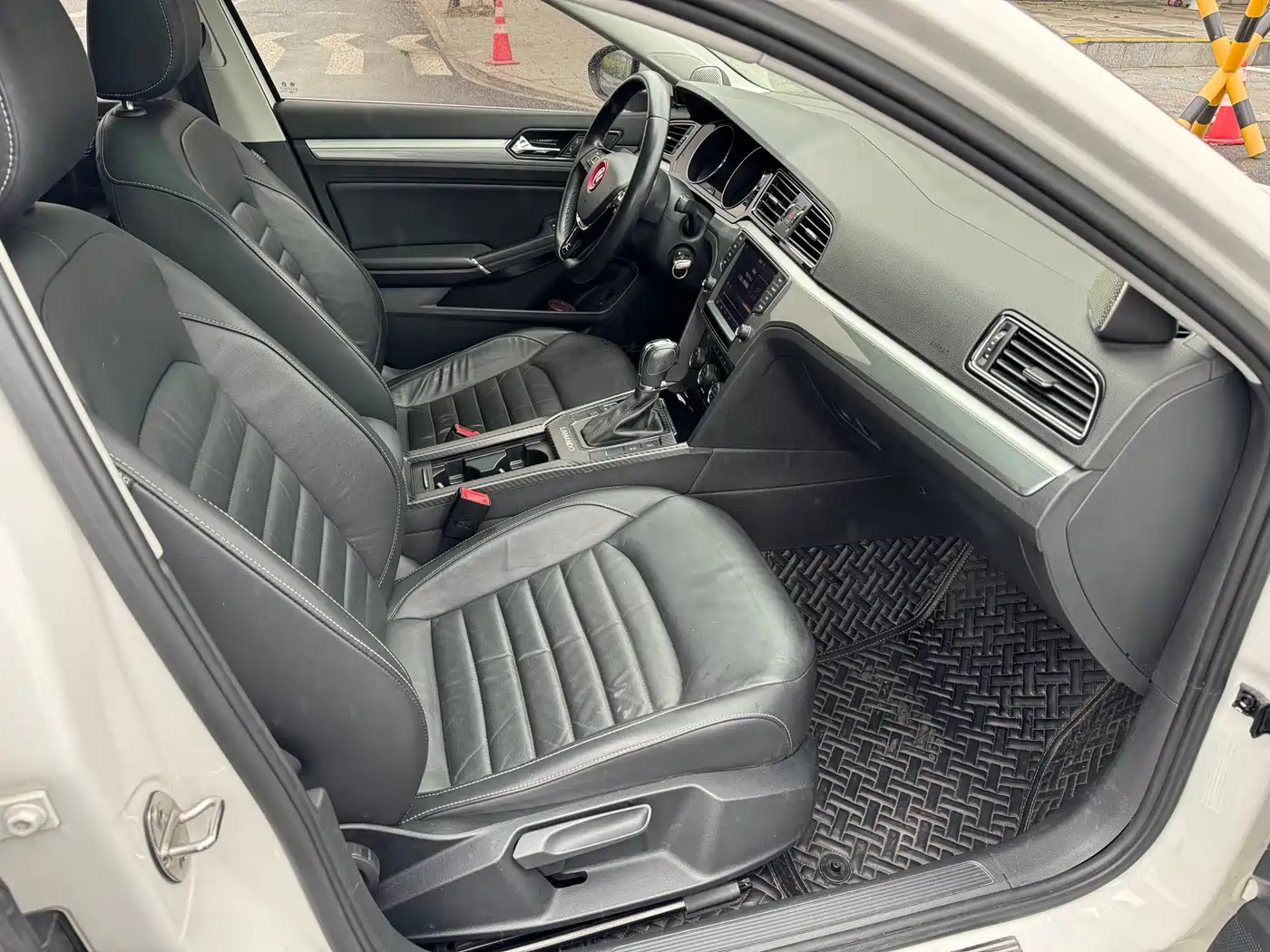 Volkswagen Lamando 2018 280TSI DSG Comfort Edition фото 20