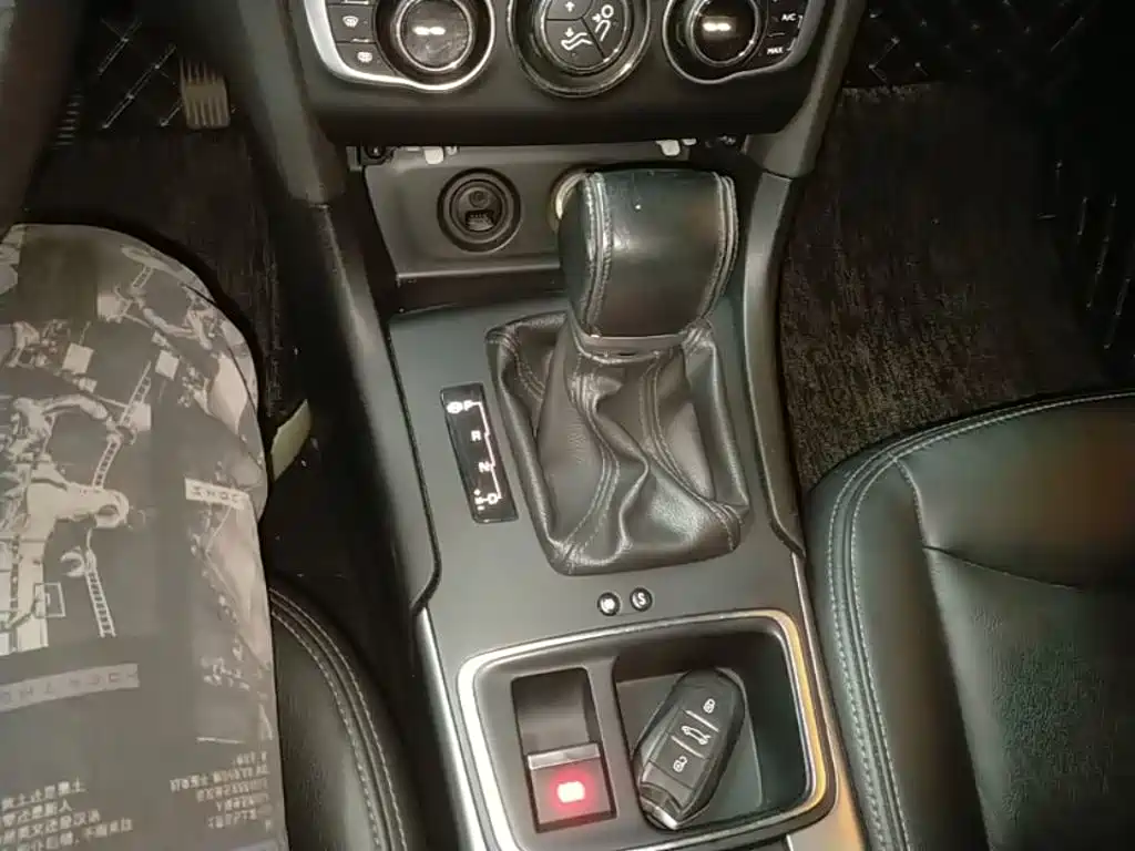 Citroën C4L 2017 2016 1.6T Automatic Elite Edition