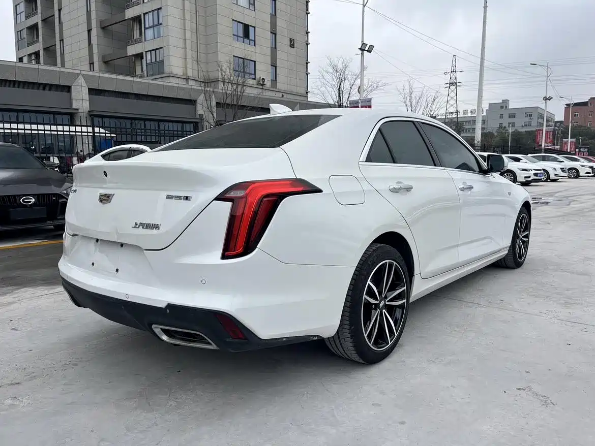 Cadillac CT4 2023 2023 25T Fashion Edition
