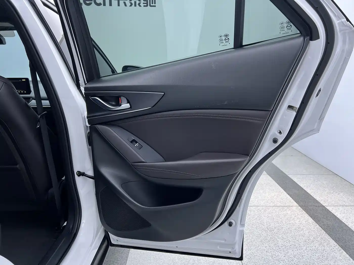 MAZDA CX-4