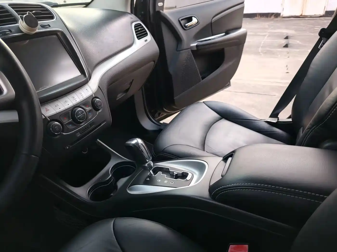 Dodge Journey 2014 2013 Model 2.4L 2WD Premium Edition