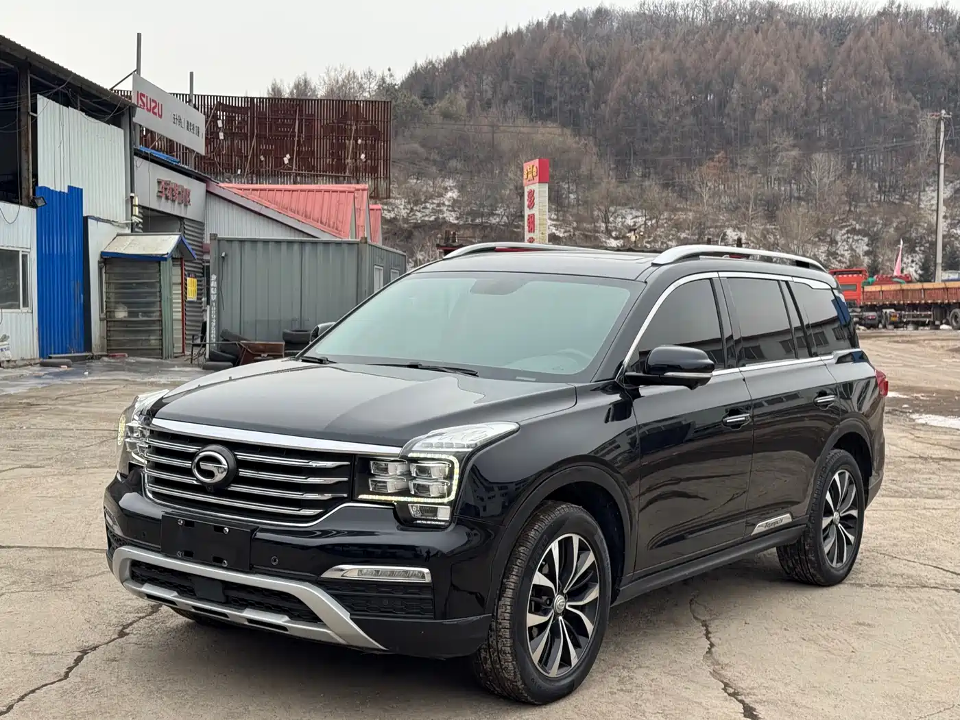 GAC Trumpchi Trumpchi GS8 2017 320T 2WD Luxury Smart Connect (7-seater) фото 2