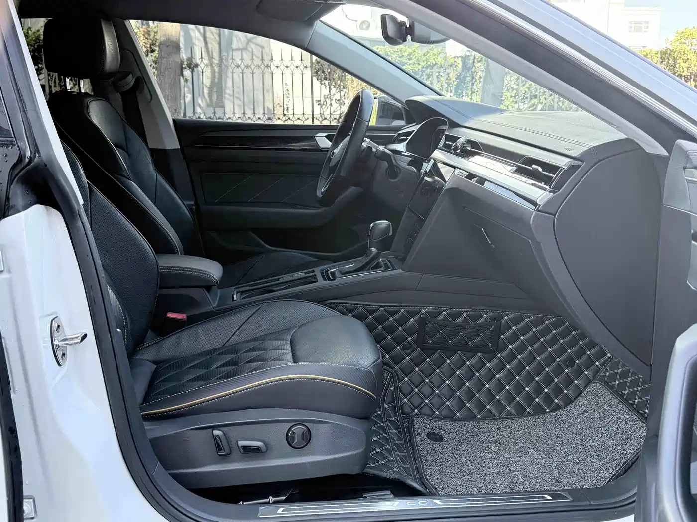 Volkswagen FAW-Volkswagen CC 2024 380TSI Bright Edition фото 19