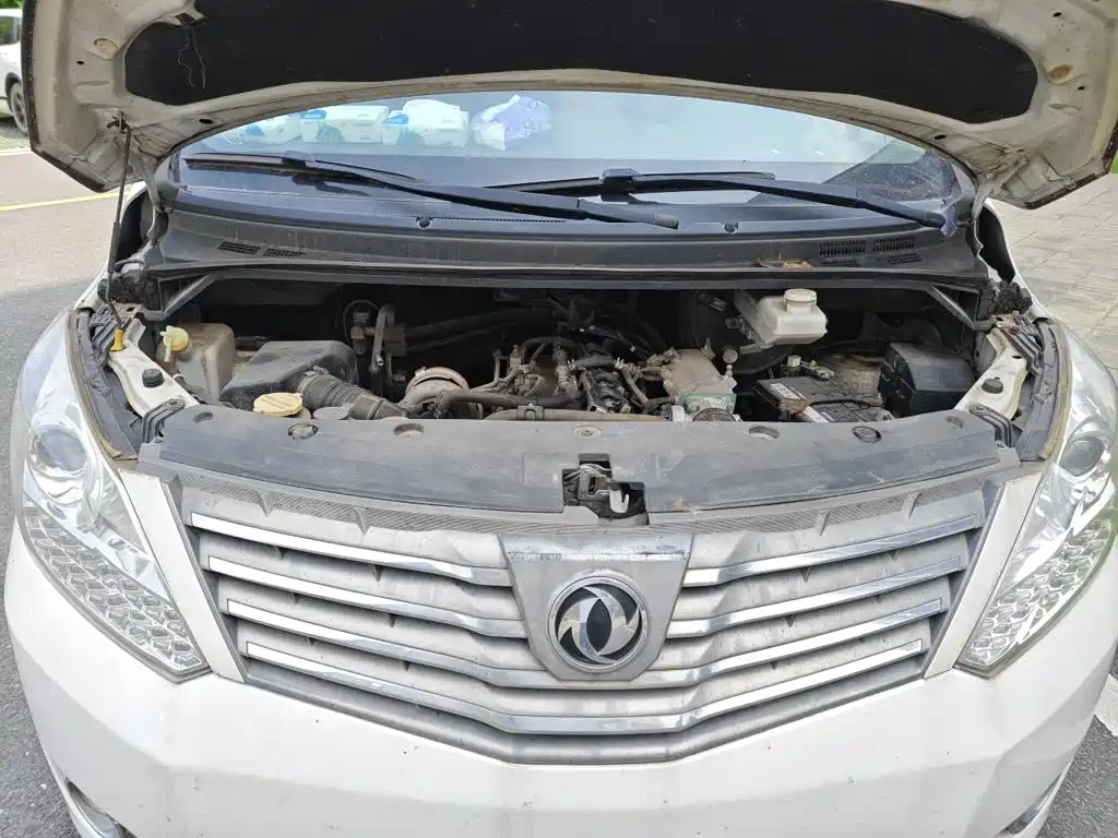 Dongfeng Fengxing Fengxing CM7 2016 2016 2.0T Automatic Luxury