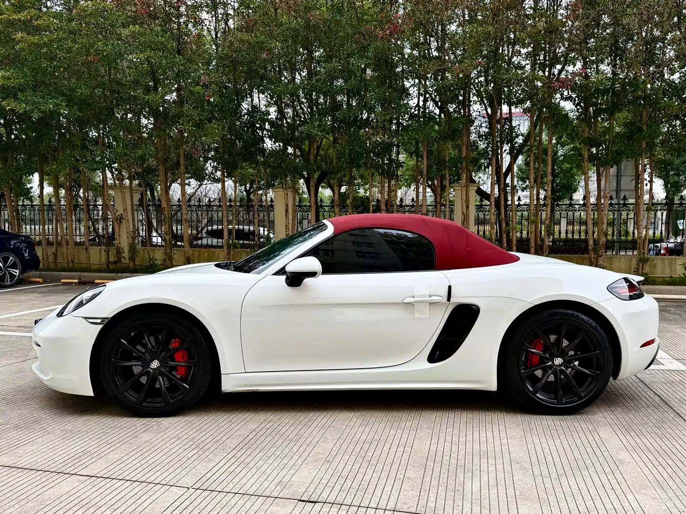 Porsche 718 2018 Boxster 2.0T фото 14