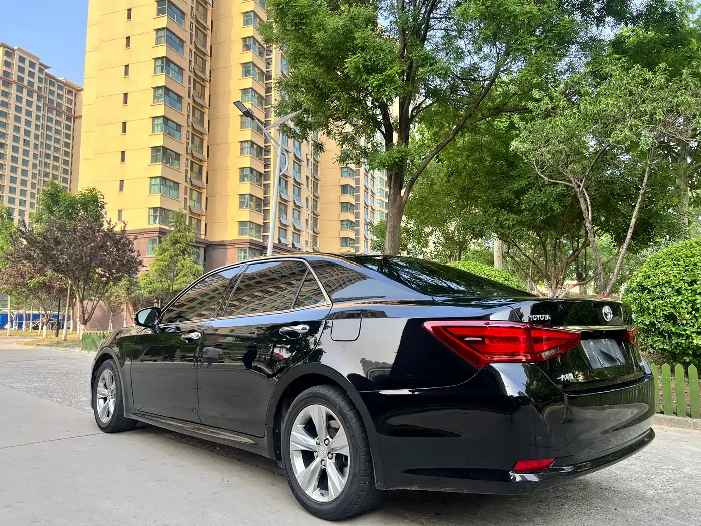 Toyota Crown 2015 2.0T Fashion фото 6