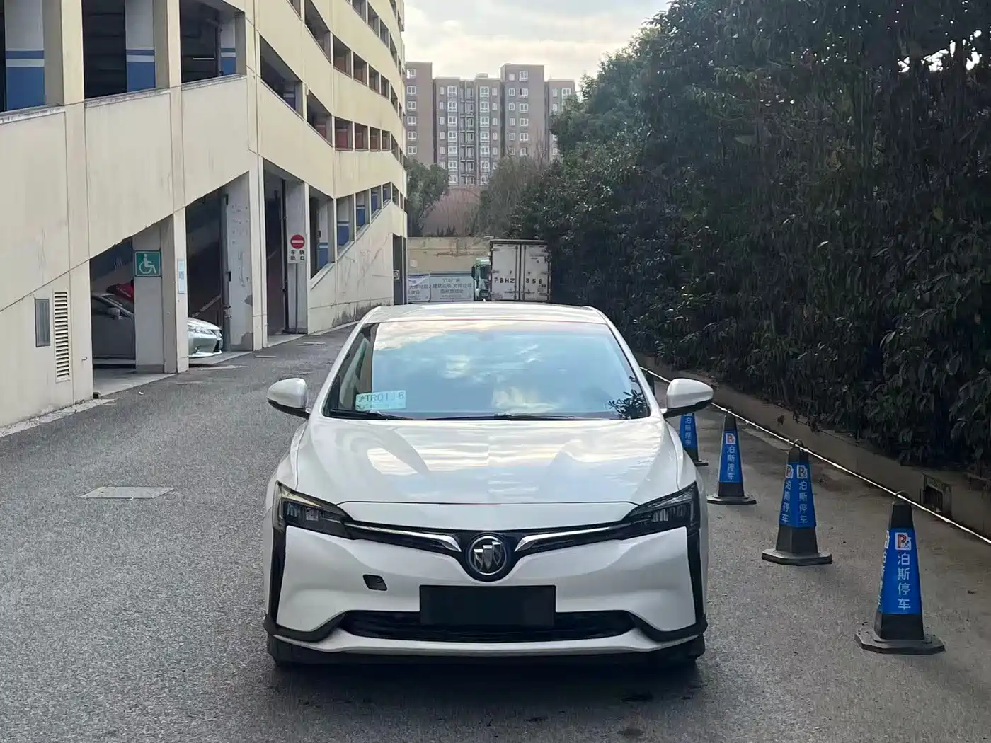 BUICK SLIGHTLY BLUE 6