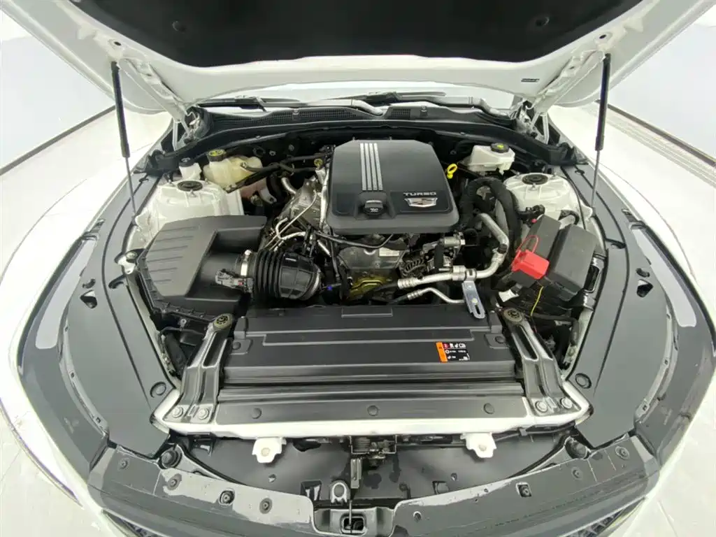 CADILLAC CT4