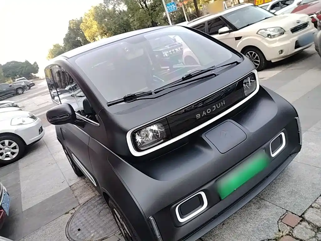 Фото 4 - Baojun KiWi EV