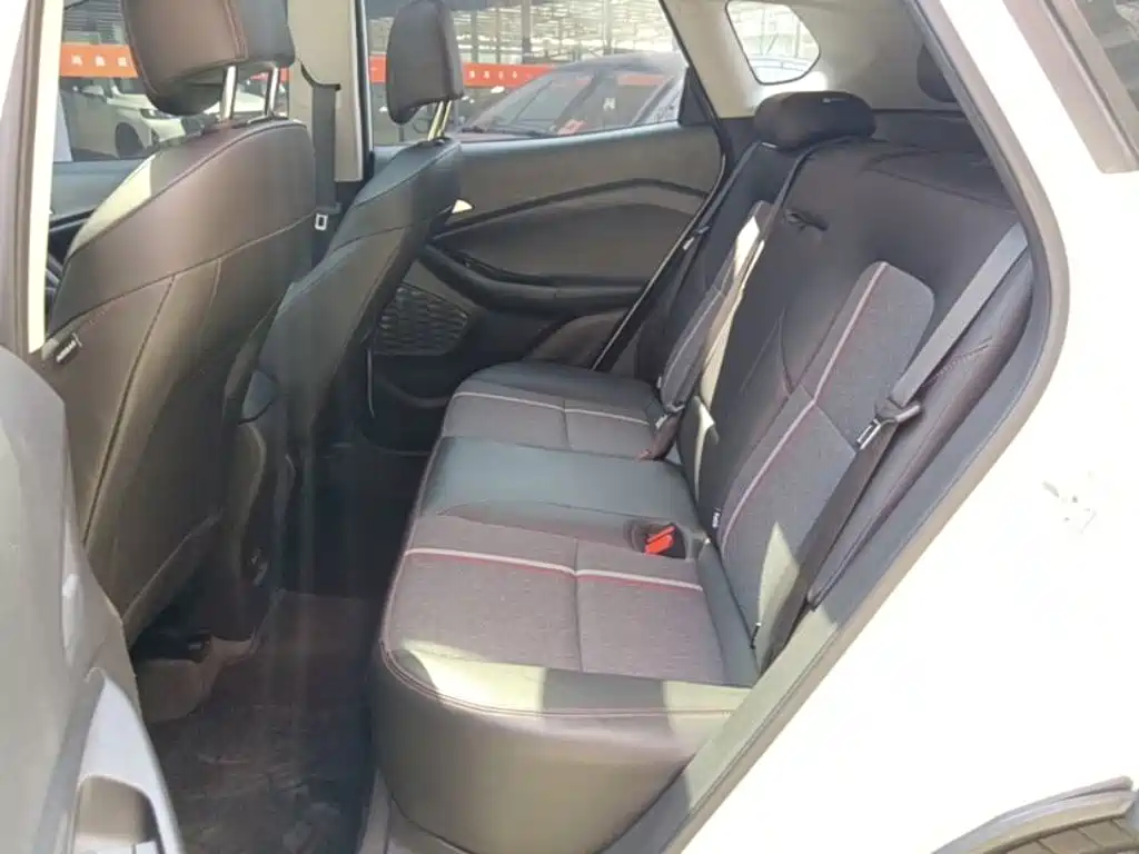 Chevrolet Trax 2020 2019 Redline 335T CVT Extreme Edition (China VI)
