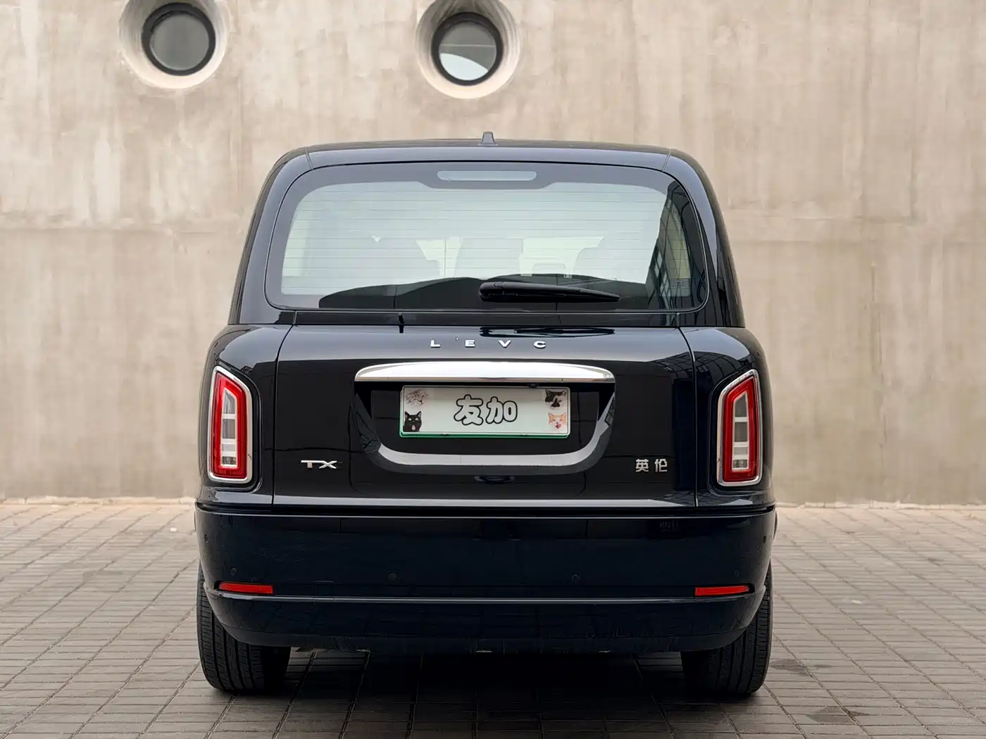 LEVC TX 2022 TX5 Extended Range Space Comfort Edition фото 8