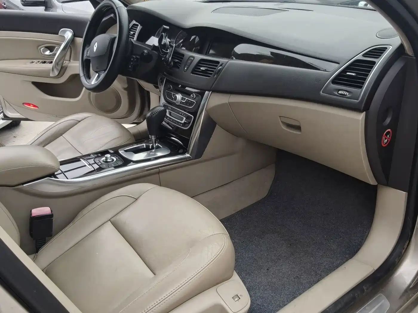 Renault Latitude 2013 2011 2.5L Auto Luxury Navigation
