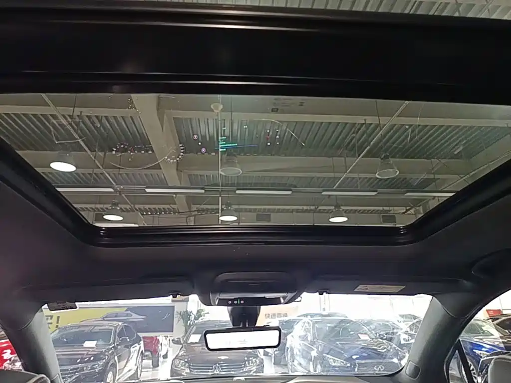 Фото 18 - Buick Enclave