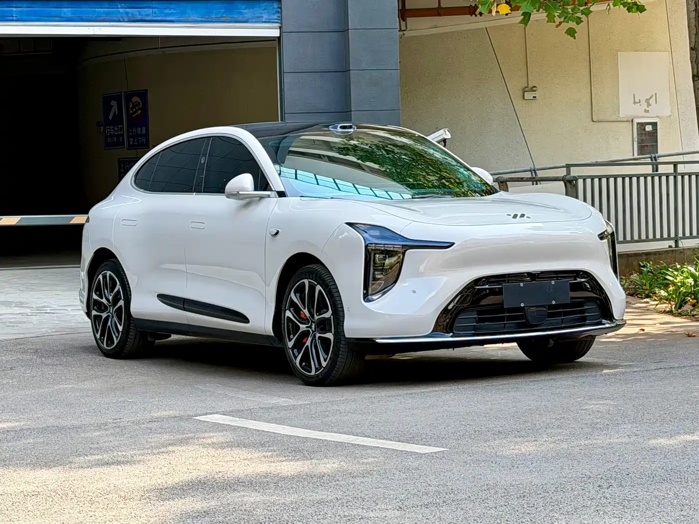 2026 IM Motors IM LS6