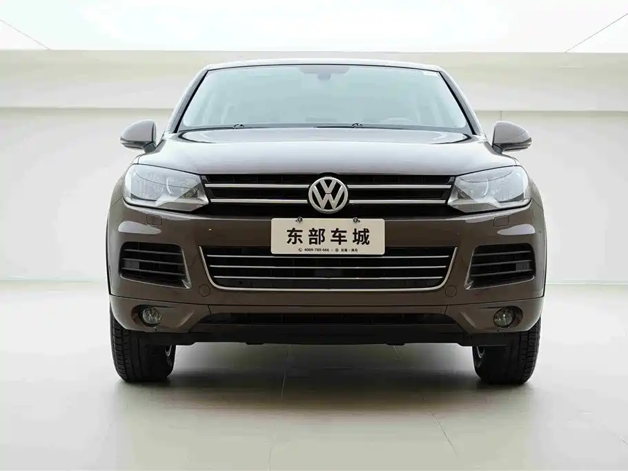 Volkswagen Touareg 2011 3.0TSI Standard фото 2