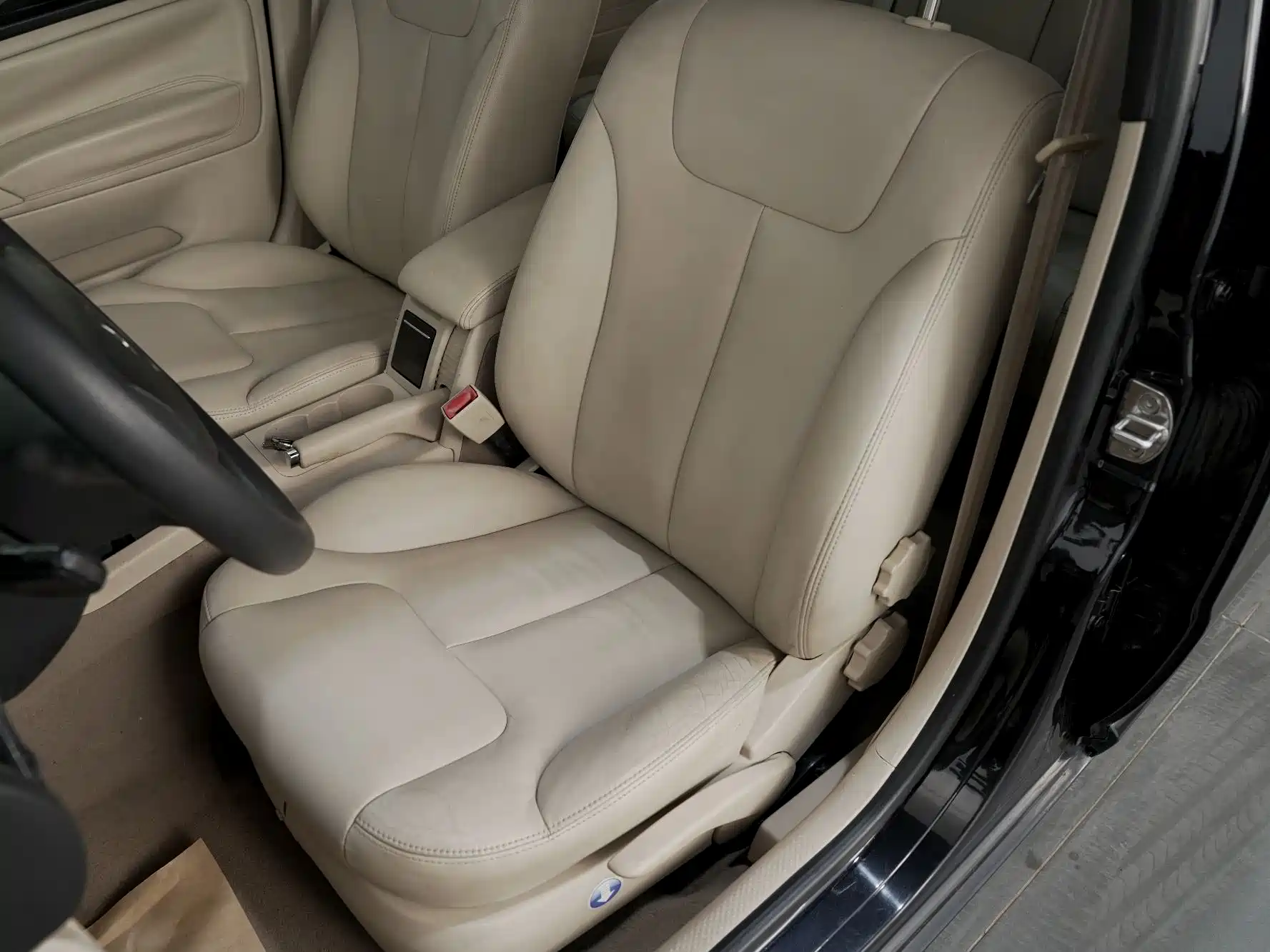 Фото 11 - Volkswagen Passat Lingyu