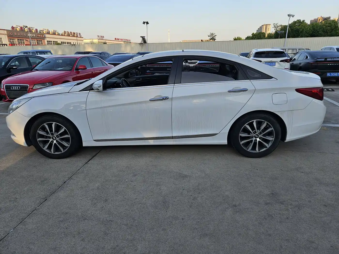 Hyundai Sonata 2013 2.4L Automatic Leading Edition (China IV) фото 4