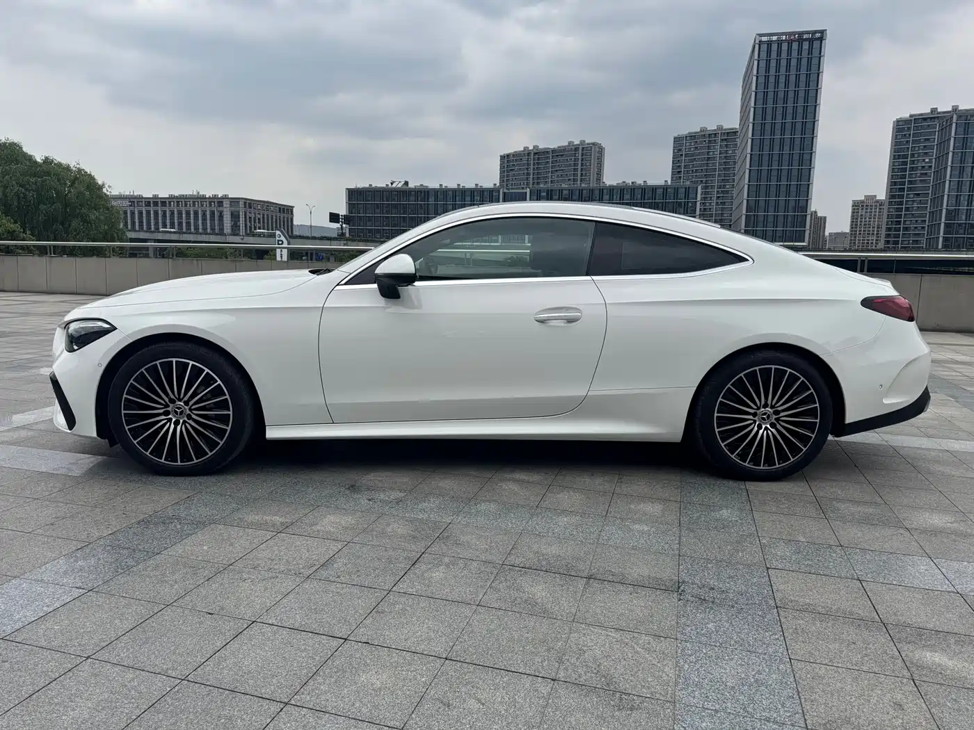 Mercedes-Benz CLE 2024 CLE 300 4MATIC Sport Coupe фото 4
