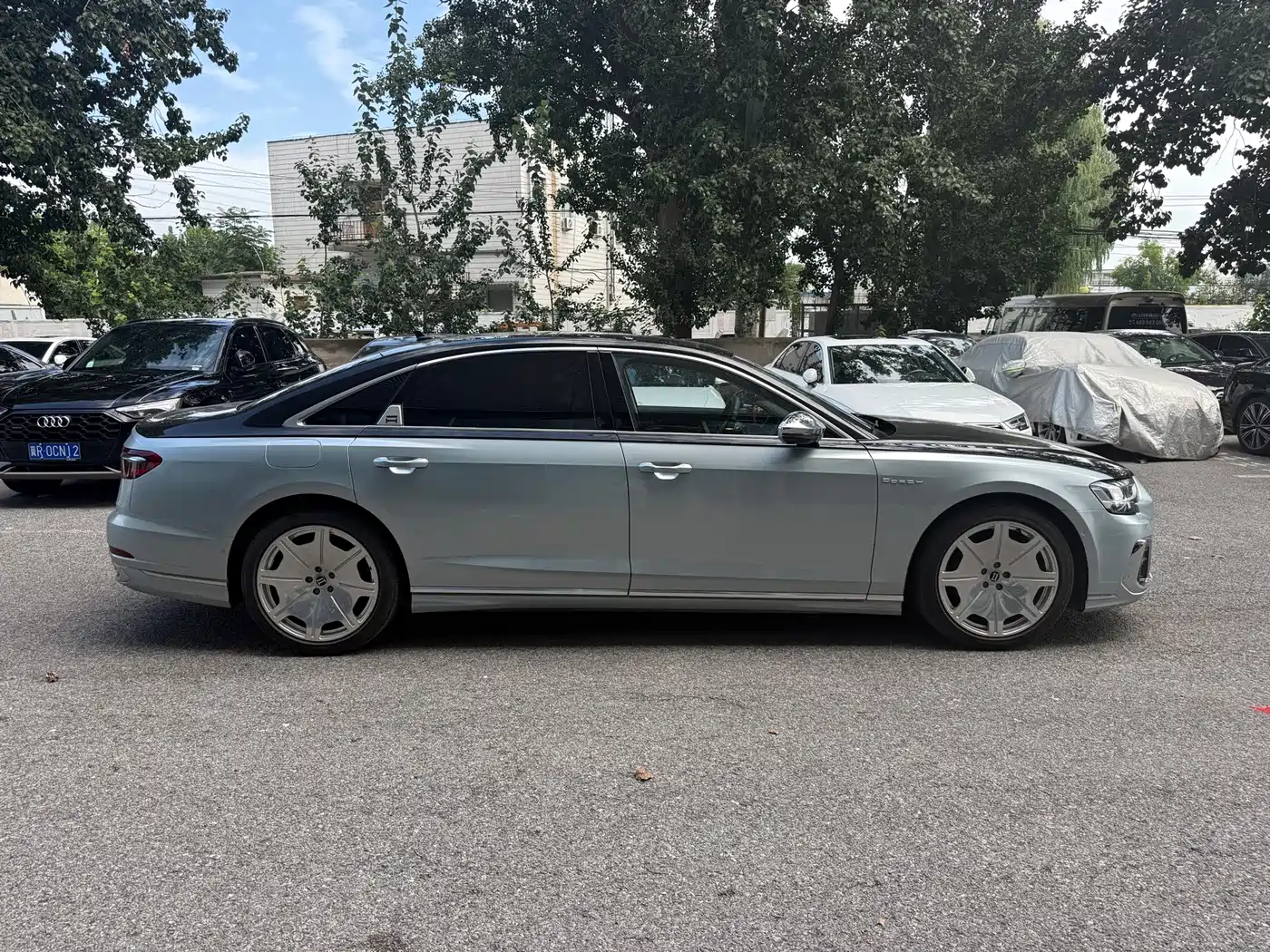 2025 Audi A8