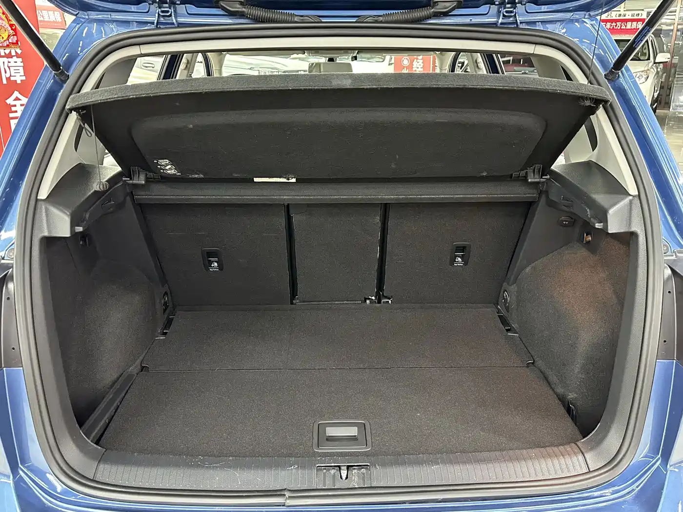 VOLKSWAGEN GOLF*JIAYU