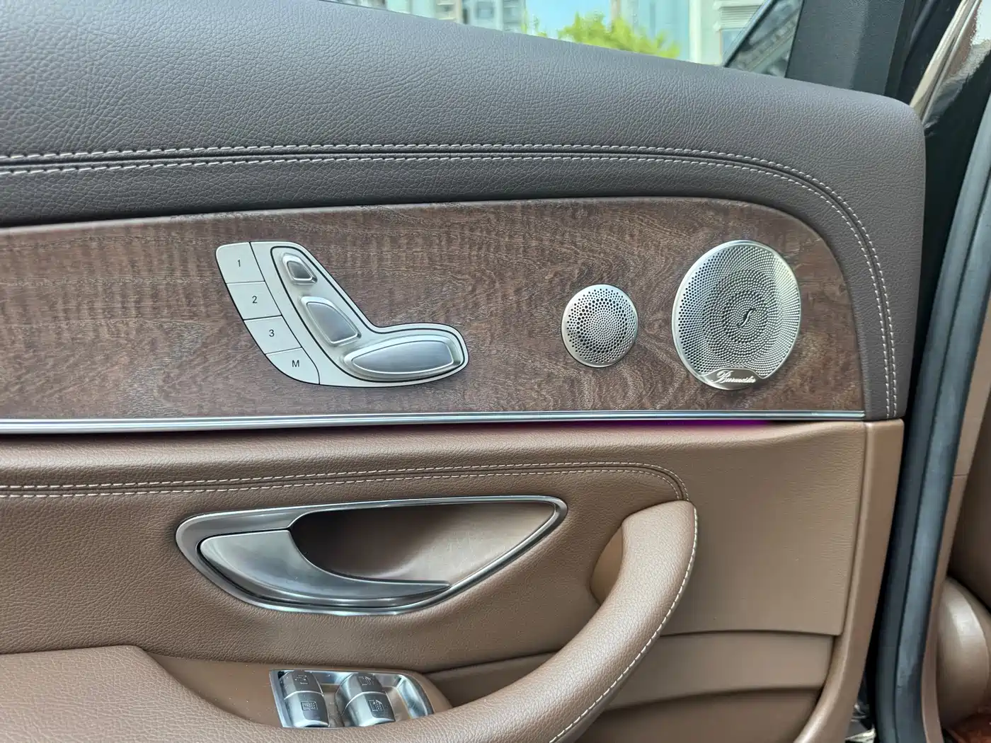 Mercedes-Benz E-Class 2022 Second Facelift E 300 L Luxury фото 7