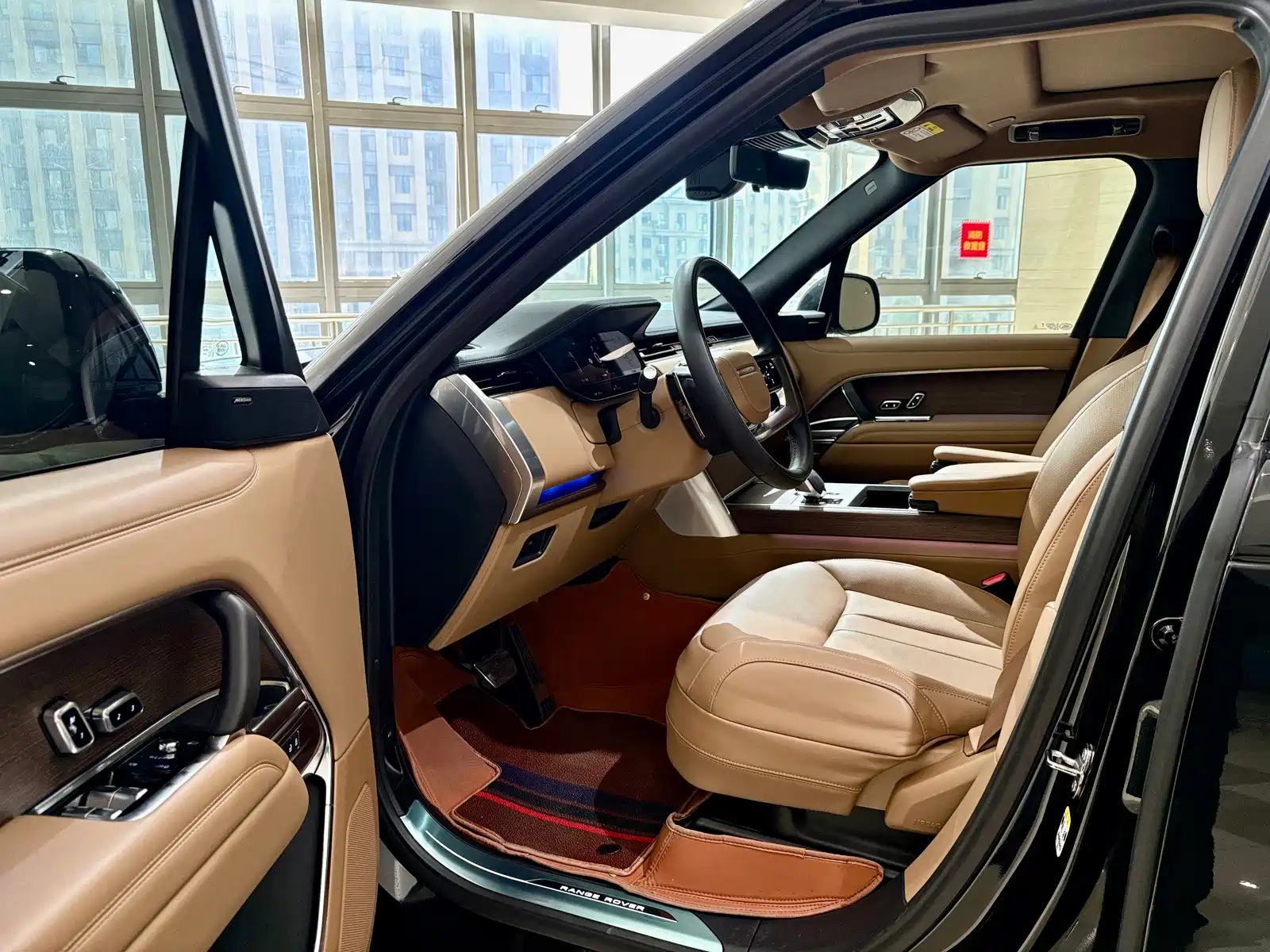 Фото 8 - Land Rover Range Rover