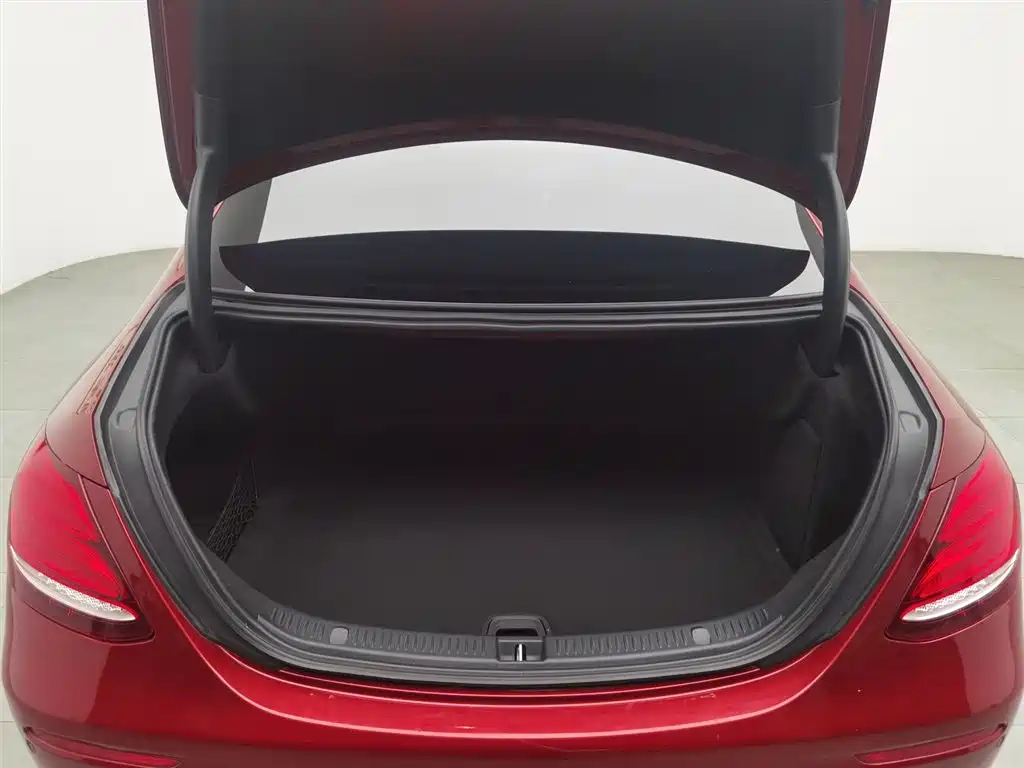 Mercedes-Benz E-Class 2017 Facelift E 300 Sport фото 16