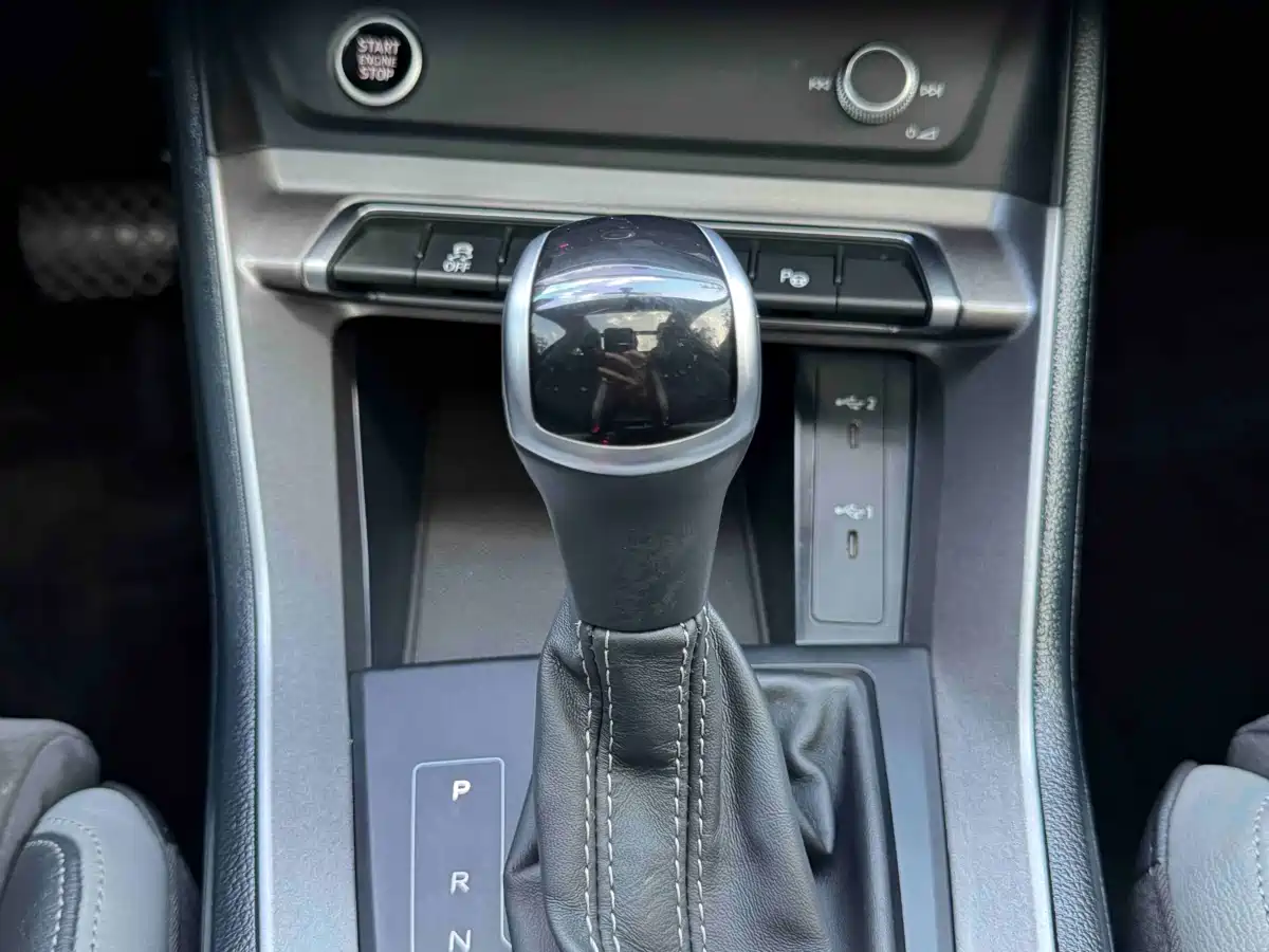 Audi Q3 2022 35 TFSI Fashion Dynamic фото 15