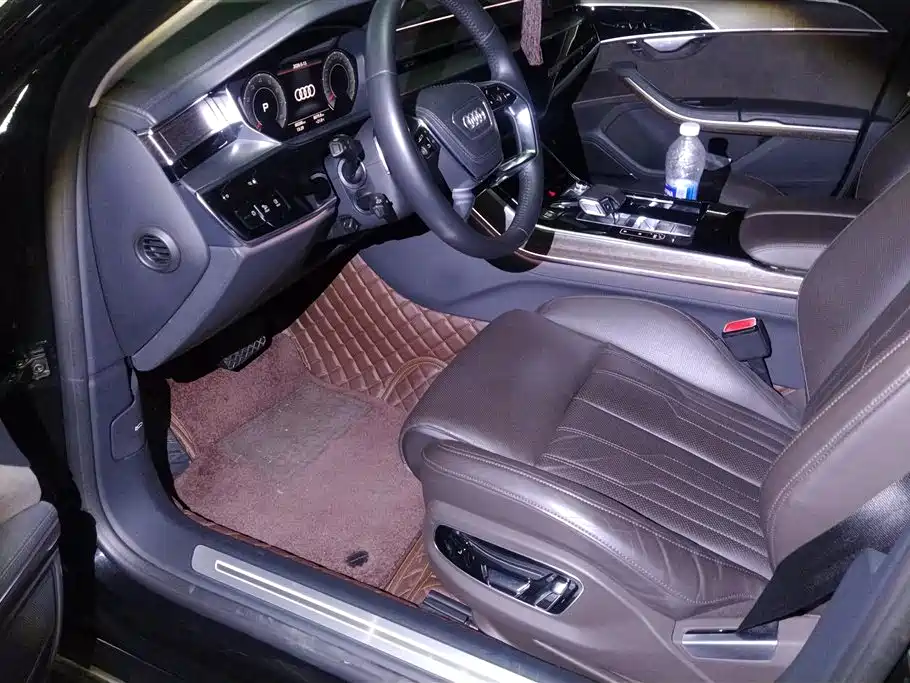 Audi A8 2019 Facelift Plus A8L 55 TFSI quattro Luxury фото 9