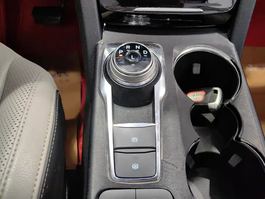 Ford Escape 2021 2020 EcoBoost 245 2WD Premium Edition