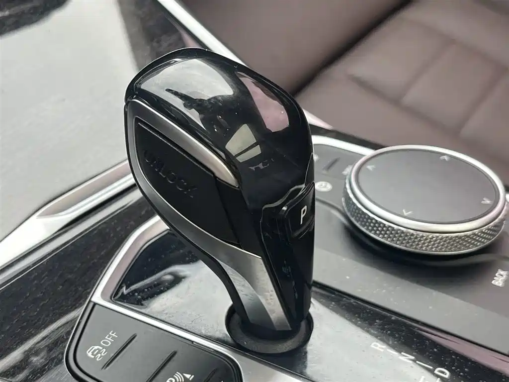 BMW 3 Series 2020 Facelift 325Li M Sport Package фото 15