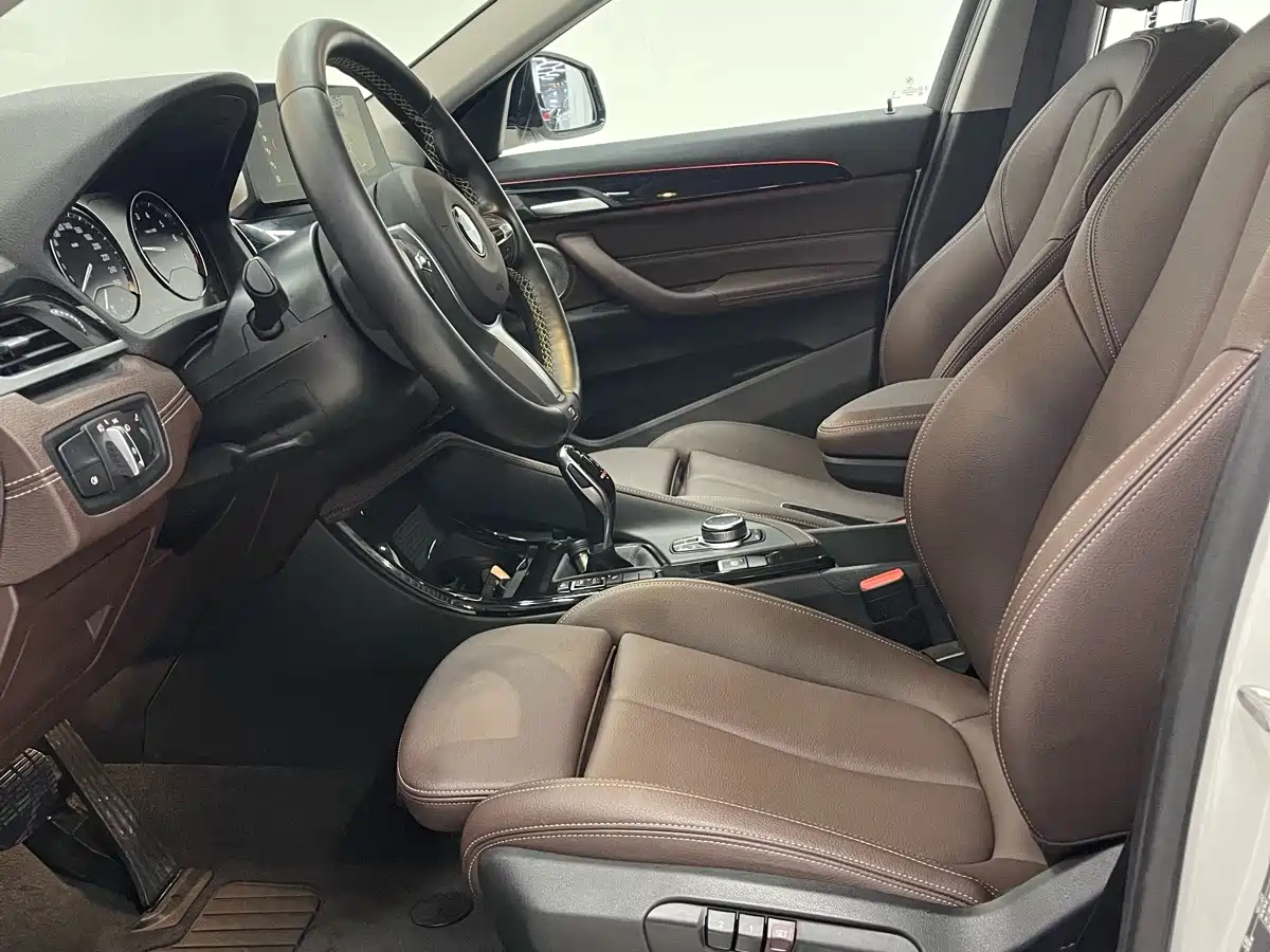 BMW X2 2024 2023 sDrive25i M Sport Shadow Edition